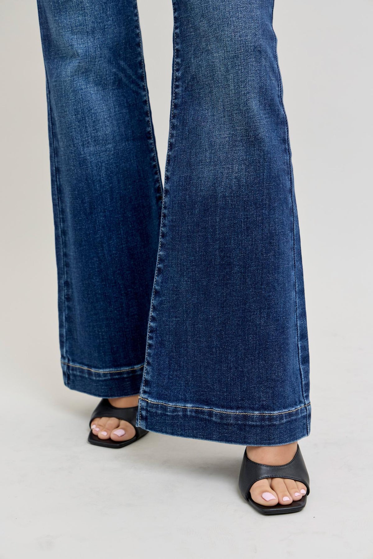Petite High Waist Trouser Flare - Dark Wash - by Judy Blue