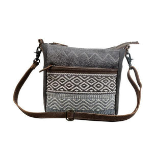 CHEVRON PATTERNED CROSS BODY BAG - by Myra