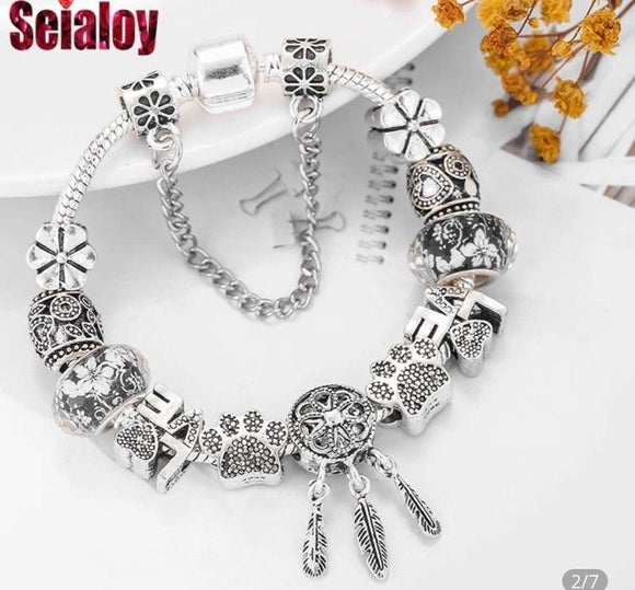 Yeshan 16pcs Antique Silver Clip Lock Stopper Bead Bracelet Charms with  16pcs Rubber Stopper O-rings Free : Amazon.in: Jewellery